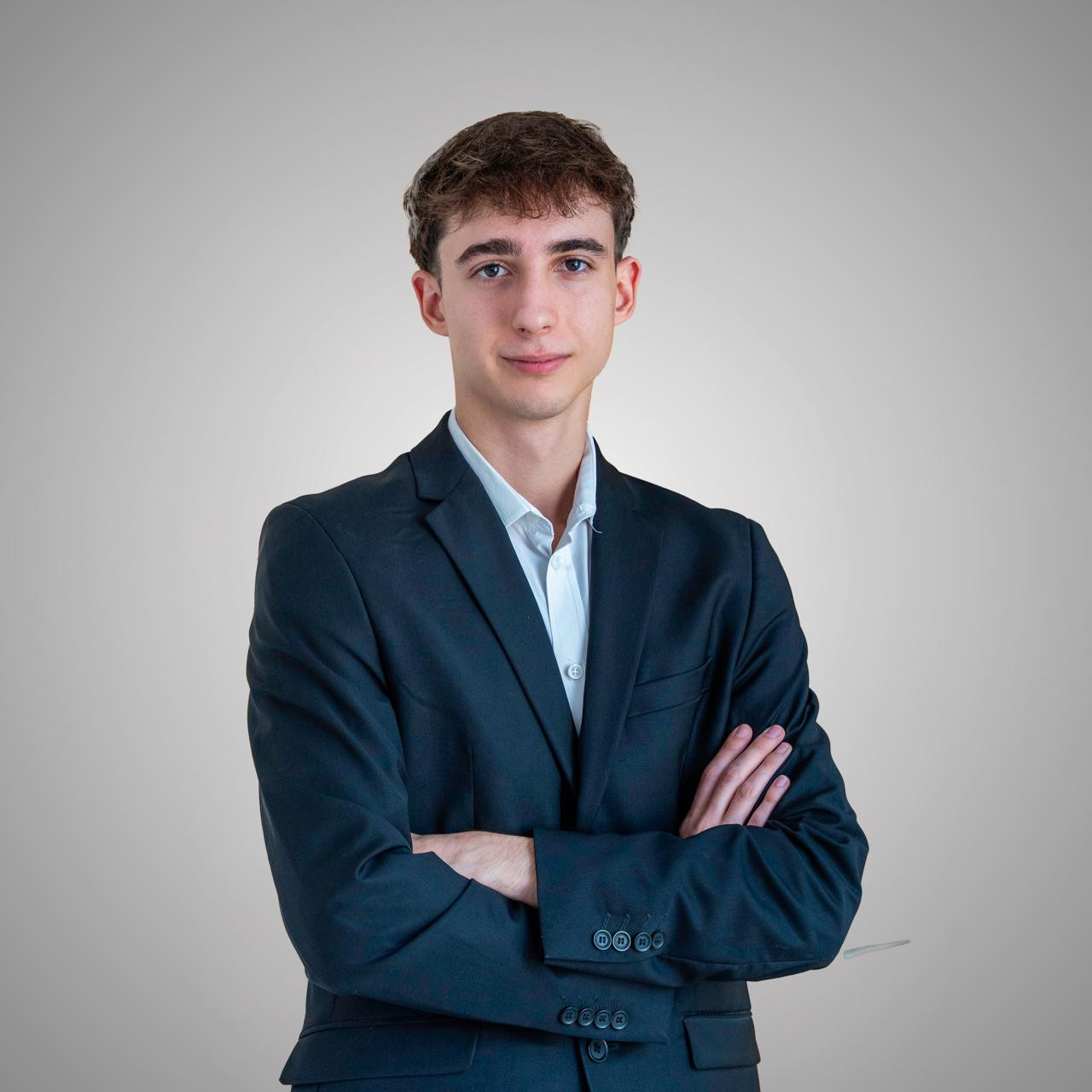 Vladyslav Khapus - Agent - PK Properties
